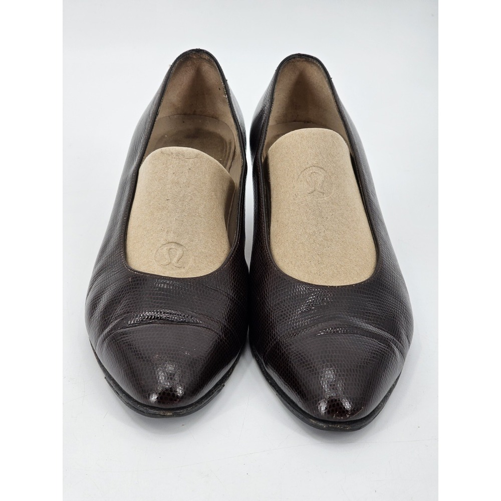 Salvatore Ferragamo Spectator Wingtip Pumps Women 7 B Brown Black Made in Italy